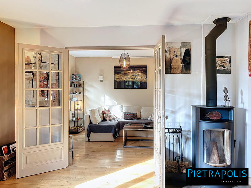 Maison ancienne - 196 m² - 8 pièces