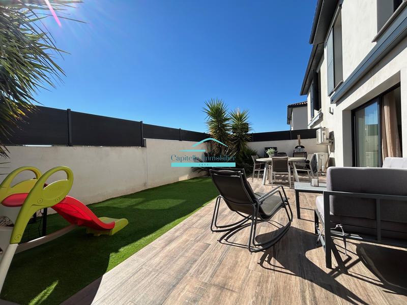 Maison - 102 m² - 4 pièces