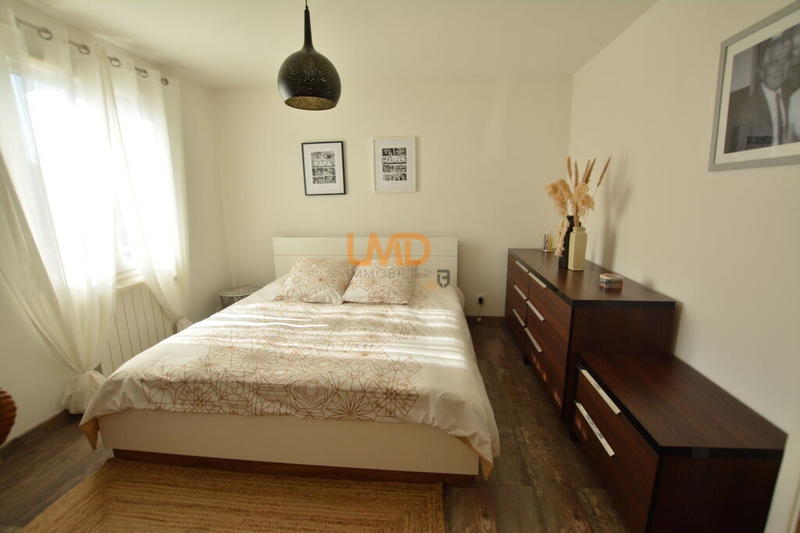 Maison - 147 m² - 8 pièces