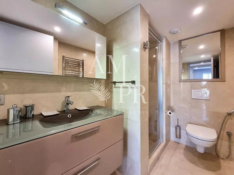 Appartement - 110 m² - 4 pièces