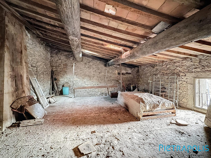 Maison - 312 m² - 11 pièces