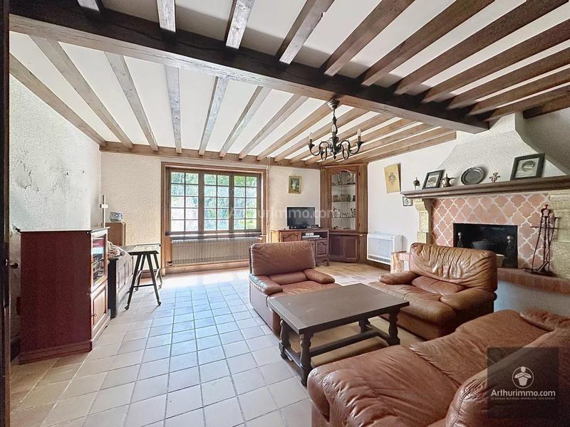 Maison - 240 m² - 10 pièces