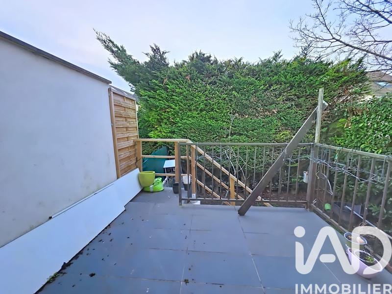 Maison - 104 m² - 4 pièces