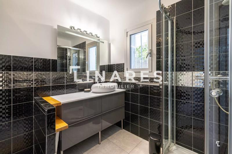 Villa - 140 m² - 7 pièces