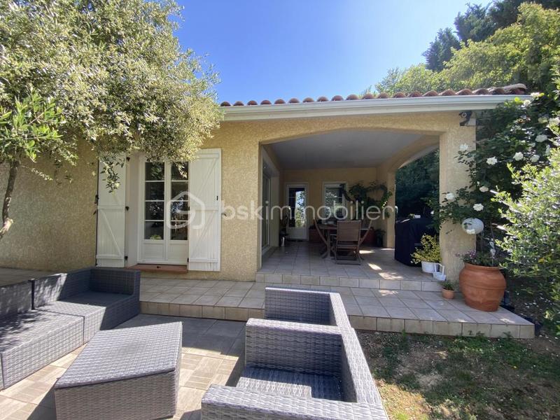 Maison - 175 m² - 7 pièces