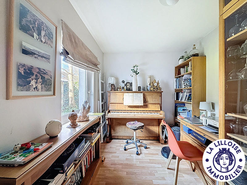 Maison - 196 m² - 8 pièces