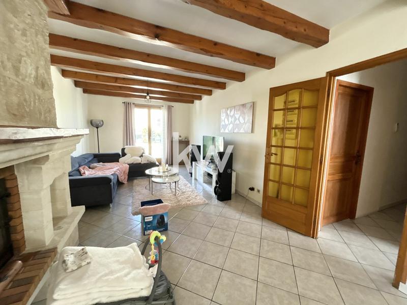 Maison - 318 m² - 7 pièces