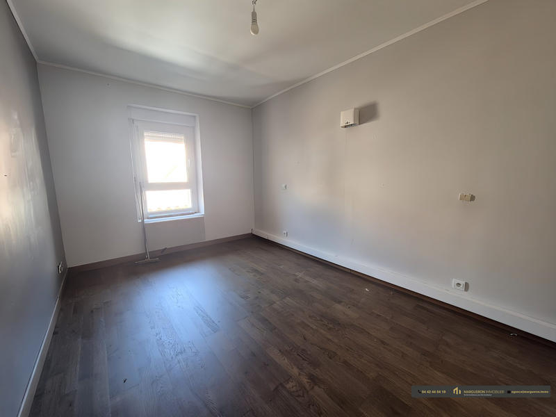 Maison traditionnelle - 110 m² - 4 pièces