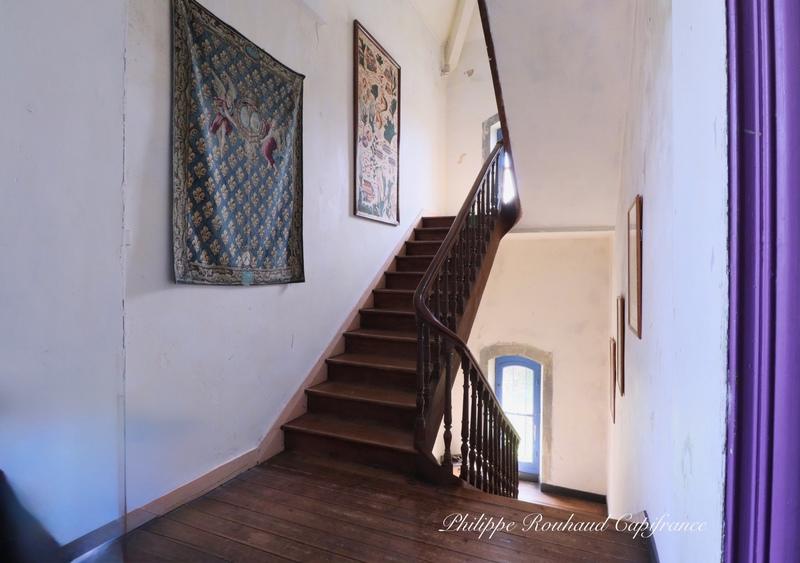 Maison de maîtres - 255 m² - 17 pièces