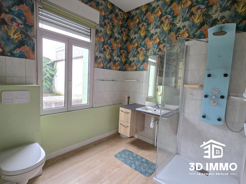 Maison - 220 m² - 9 pièces