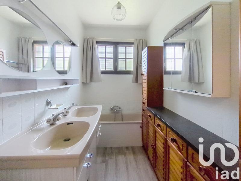 Maison - 130 m² - 7 pièces