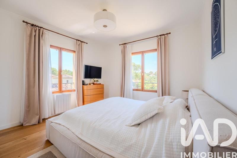 Maison - 156 m² - 6 pièces