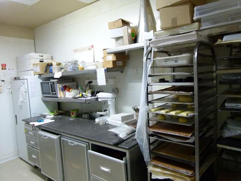 Fonds de commerce - Local commercial - 115 m²