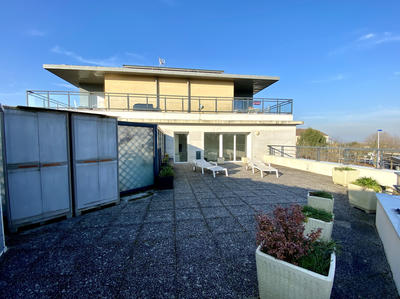 Appartement - 66 m² - 2 pièces