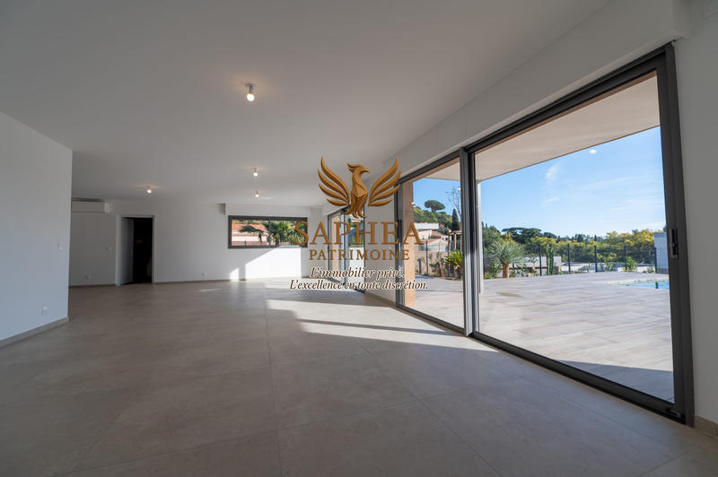 Villa - 171 m² - 5 pièces