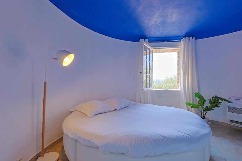 Villa - 190 m² - 6 pièces