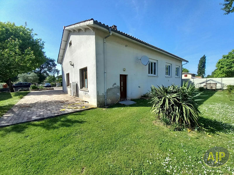 Maison - 137 m² - 7 pièces