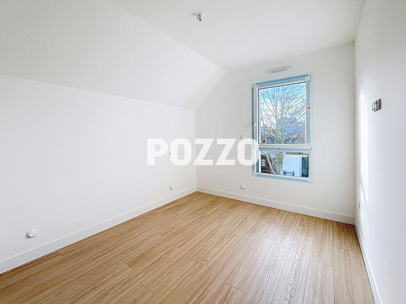 Maison - 98 m² - 5 pièces