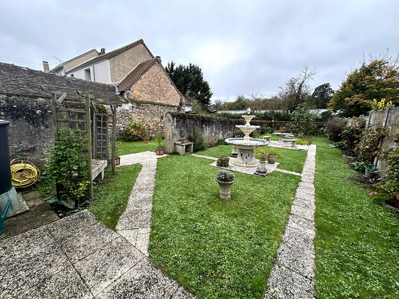 Maison - 271 m² - 7 pièces