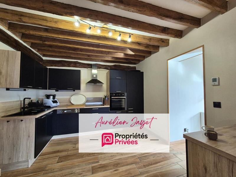 Maison - 200 m² - 5 pièces