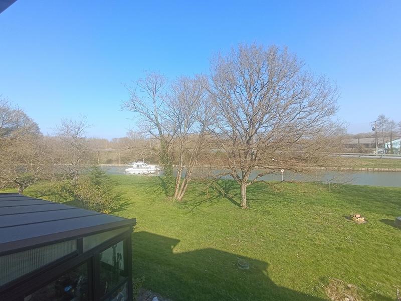 Maison - 225 m² - 7 pièces