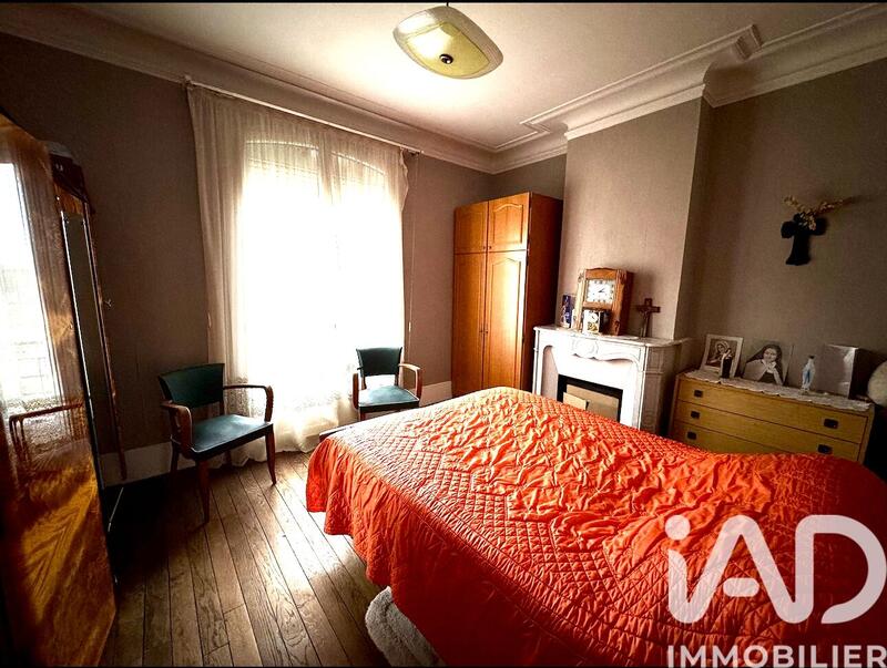 Maison - 153 m² - 8 pièces