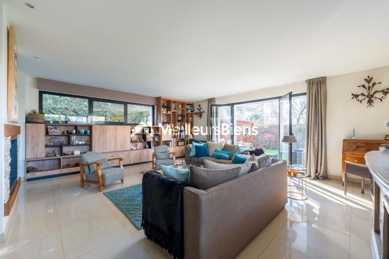 Maison d'architecte - 190 m² - 11 pièces