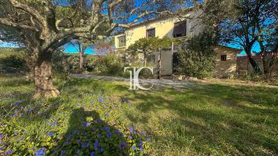 Maison - 96 m² - 4 pièces