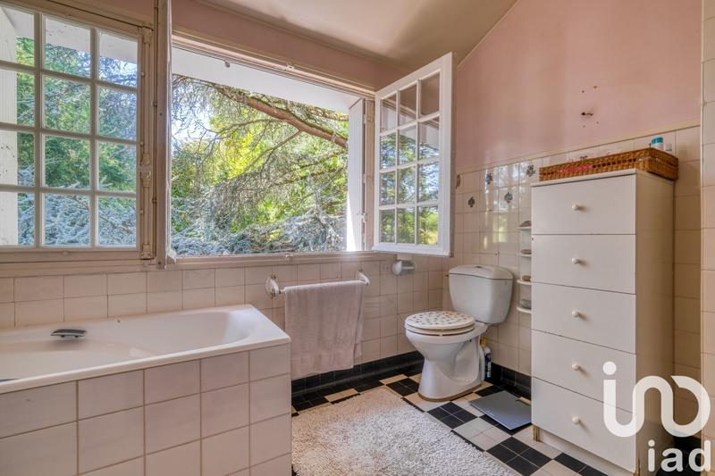 Maison - 315 m² - 11 pièces