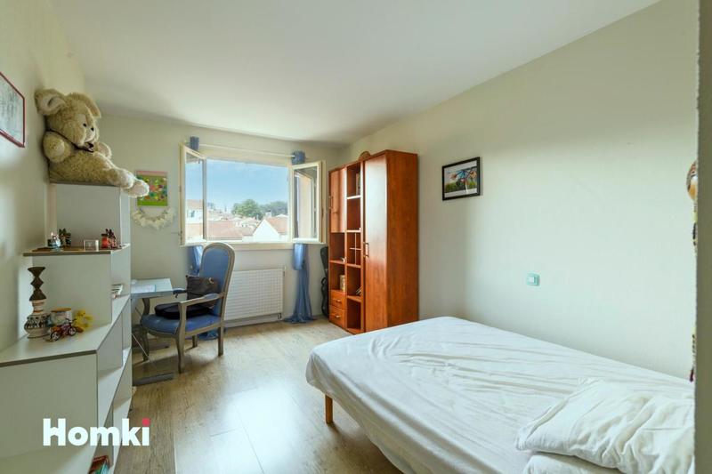 Maison - 102 m² - 4 pièces