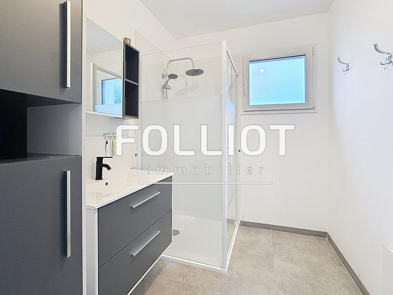 Maison - 144 m² - 5 pièces