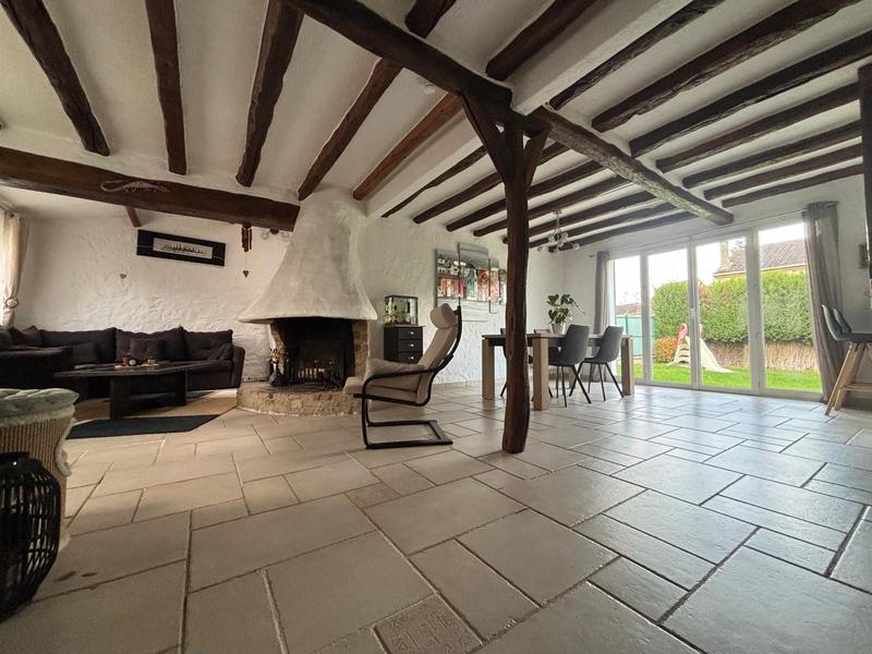 Maison - 96 m² - 5 pièces