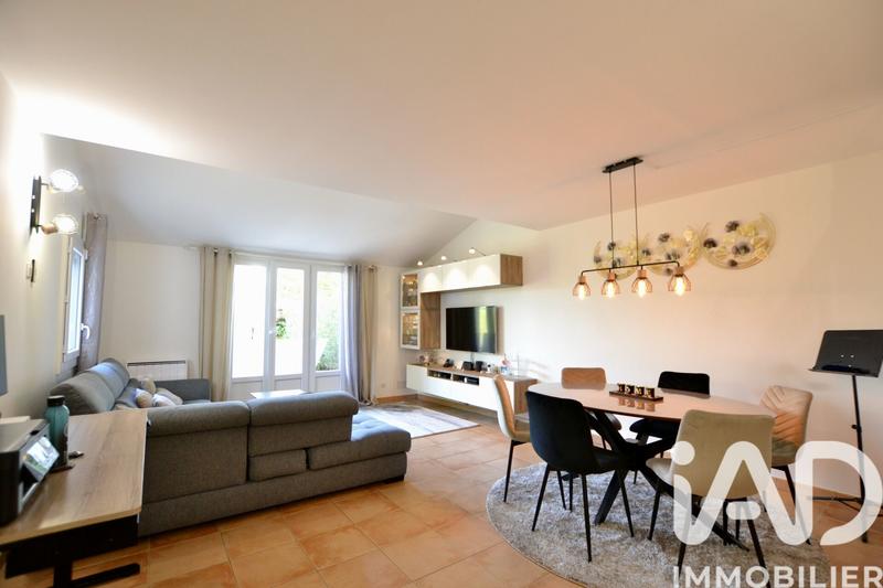 Maison - 90 m² - 6 pièces