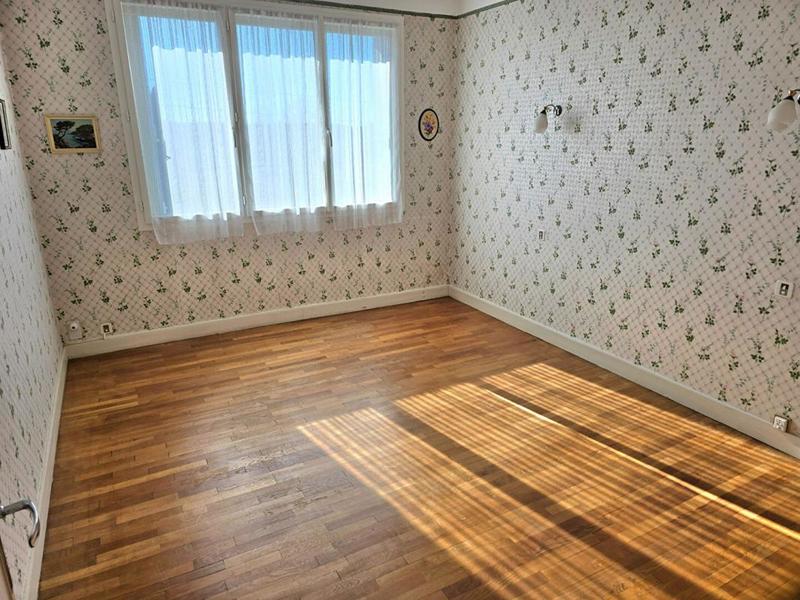 Maison - 156 m² - 8 pièces