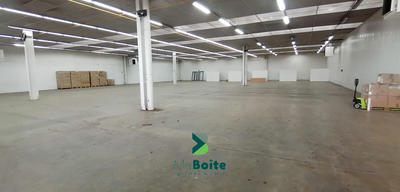 Local d'activité / Entrepôt - 1 500 m²