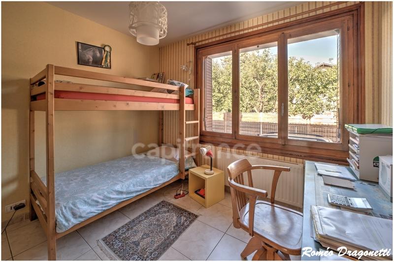 Maison - 120 m² - 4 pièces