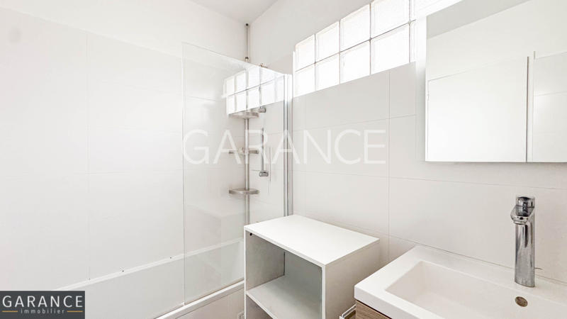 Appartement - 75 m² - 4 pièces