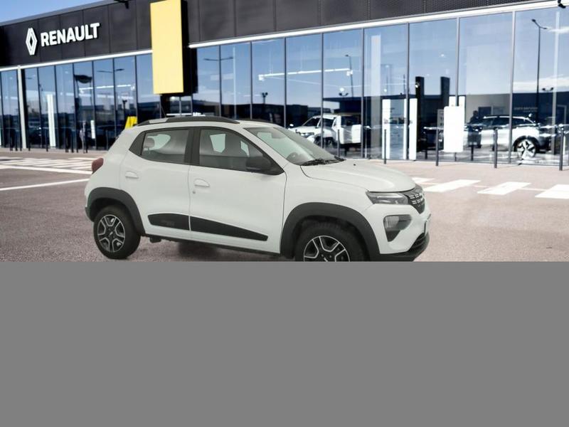 Dacia Spring Essential -23b