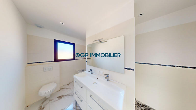 Maison traditionnelle - 120 m² - 5 pièces