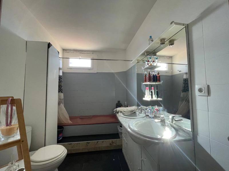 Maison - 170 m² - 10 pièces