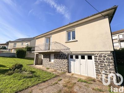 Maison - 82 m² - 4 pièces