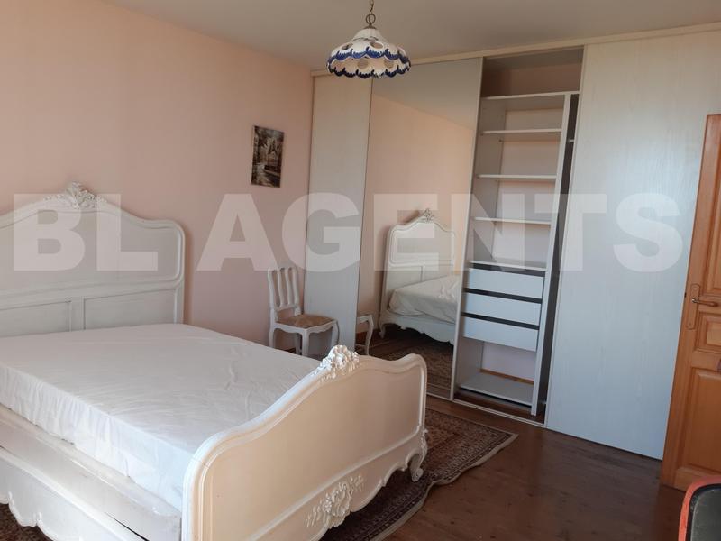 Maison bourgeoise - 205 m² - 5 pièces