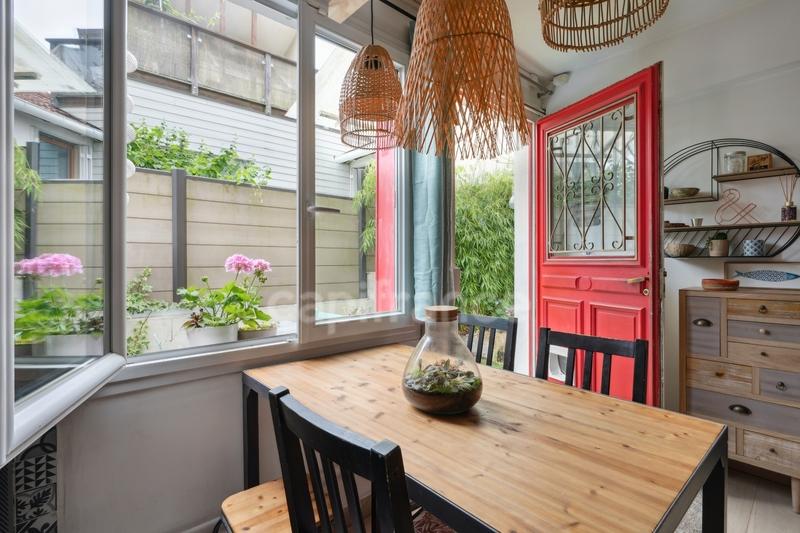 Maison - 98 m² - 5 pièces