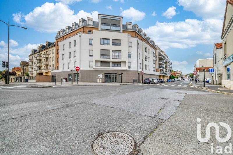 Appartement - 90 m² - 4 pièces