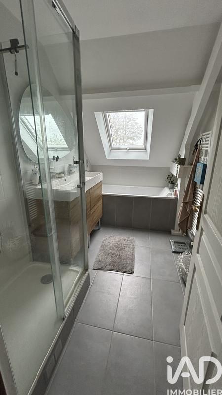 Maison - 186 m² - 7 pièces