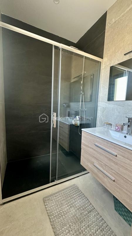 Villa - 120 m² - 4 pièces