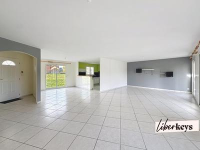 Maison - 148 m² - 6 pièces