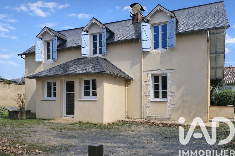 Maison de village - 150 m² - 6 pièces