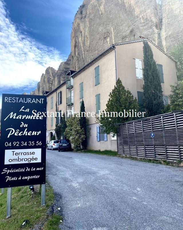 Fonds de commerce - 247 m²