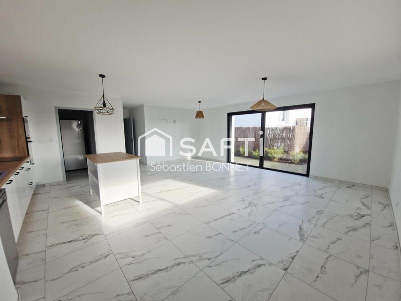 Maison - 94 m² - 5 pièces